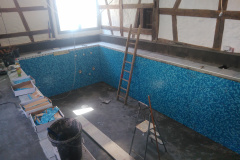 2020_07_22 HiHoHa Pool Randplatten und Mosaik verlegen